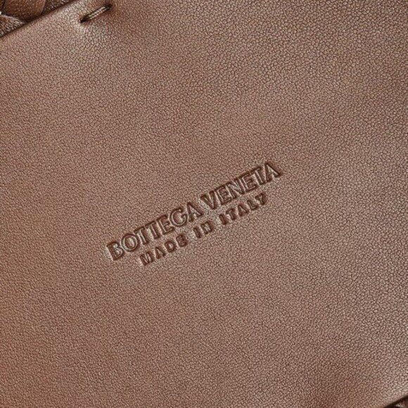 New Bottega Veneta Small Cabat Brown Tote Bag - Picture 2 of 9